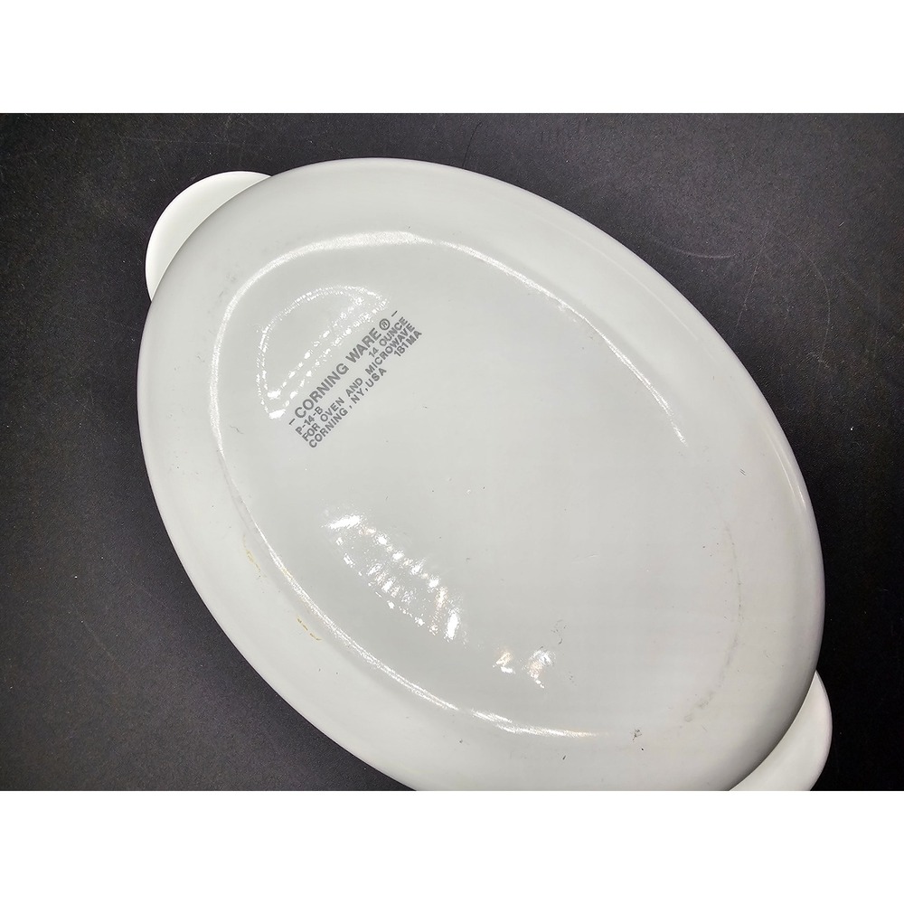Corning Ware P-14-B White Oval Casserole Dish 14oz with Pyrex Lid P-14-C USA A
